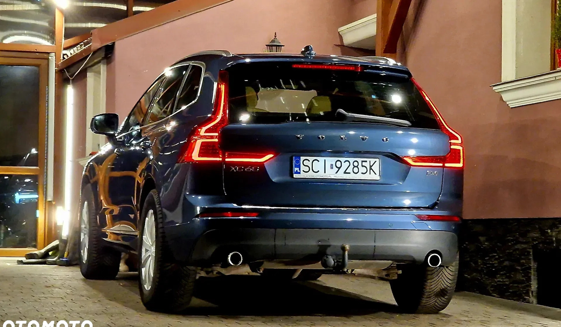 Volvo XC 60 cena 92999 przebieg: 250000, rok produkcji 2018 z Stary Sącz małe 667